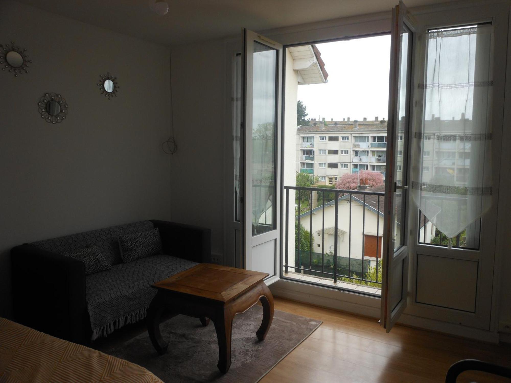 Appartement Entier 2 Chambres Beauvais Exterior photo