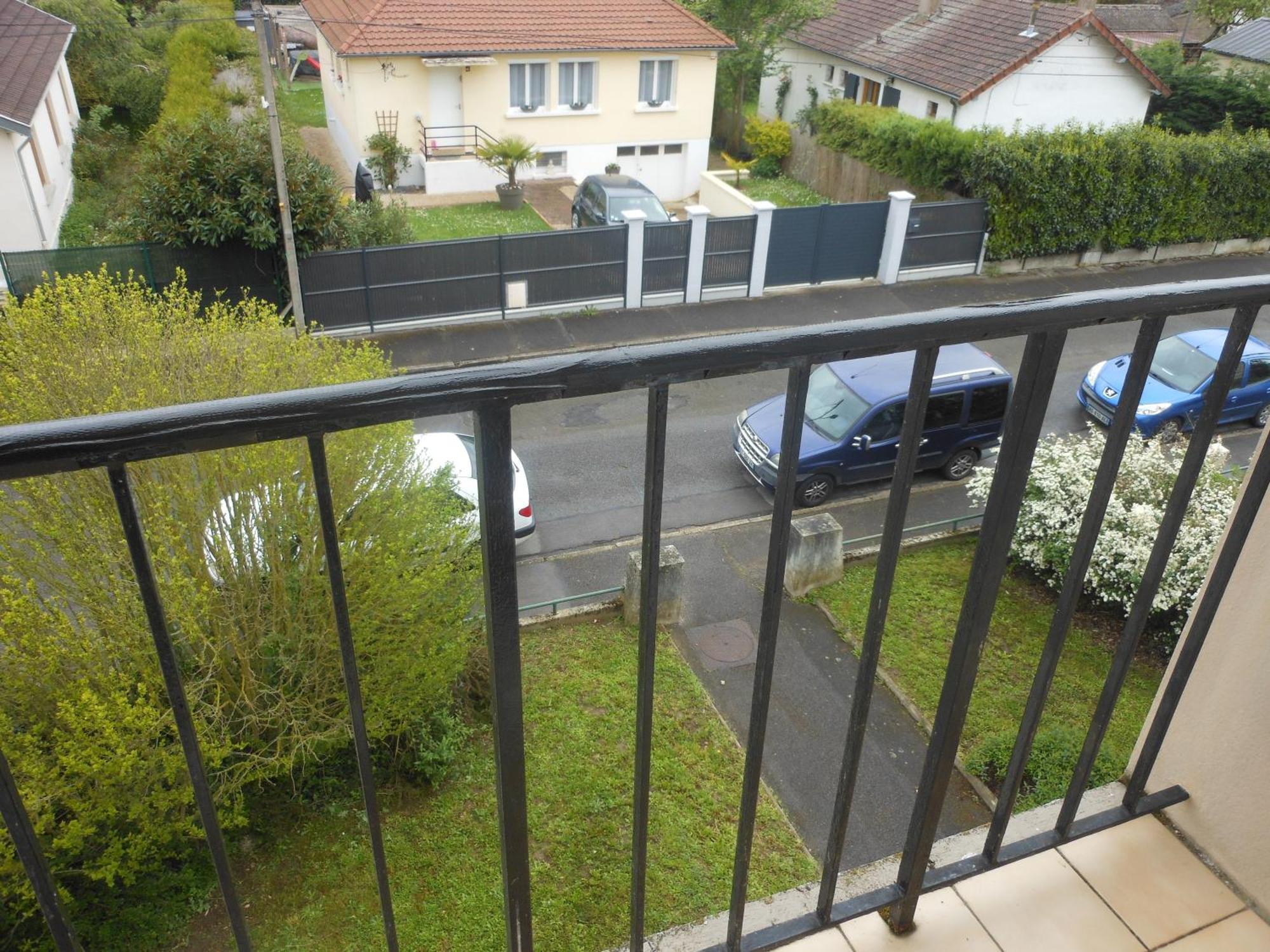 Appartement Entier 2 Chambres Beauvais Exterior photo